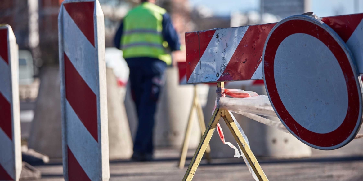 У Вінниці тимчасово обмежать рух транспорту по вулиці Праведників Світу У Вінниці тимчасово обмежать рух транспорту по вулиці Праведників Світу