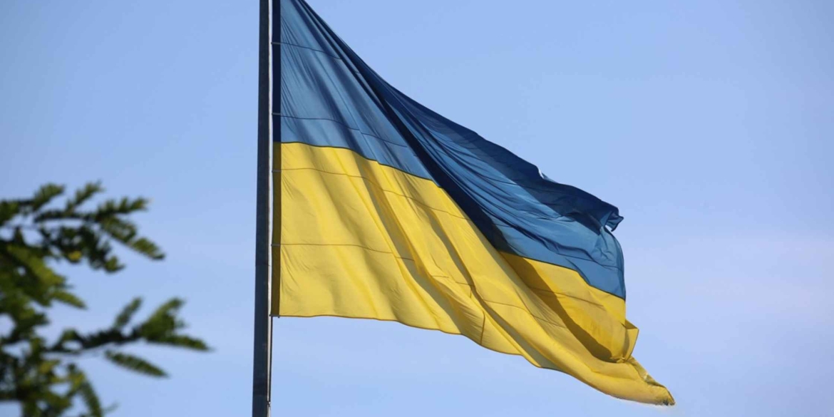 У Вінниці до Дня Державного Прапора України на Замковій горі підняли прапор України. У заході взяли участь військові та представники місцевої й обласної влад. Синьо-жовтий прапор став символом гордості за Україну та її майбутнє, об’єднавши людей різних поколінь і професій у спільному прагненні до миру й розвитку. Прапор підняли під супровід Гімну України. Захід відбувся за участі військовослужбовців, представників влади, рятувальників, правоохоронців, громади.