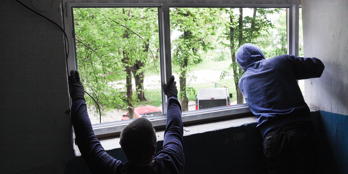 У Вінниці в будинку на Андрія Первозванного, 50 замінили старі вікна на сучасні