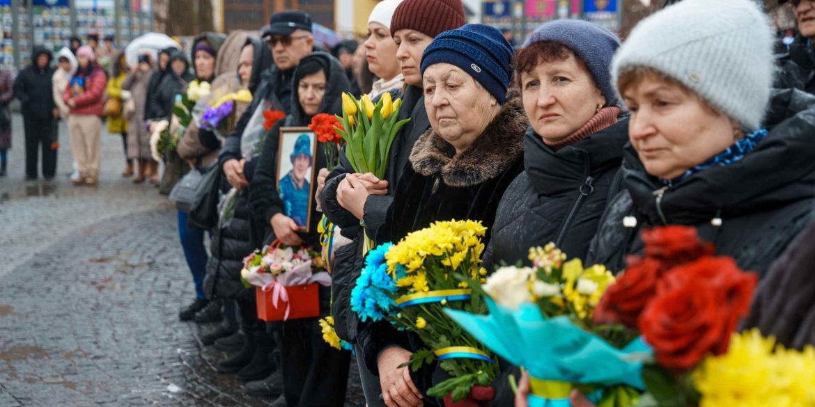 У Вінниці в роковини повномасштабного вторгнення вшанували пам'ять про загиблих