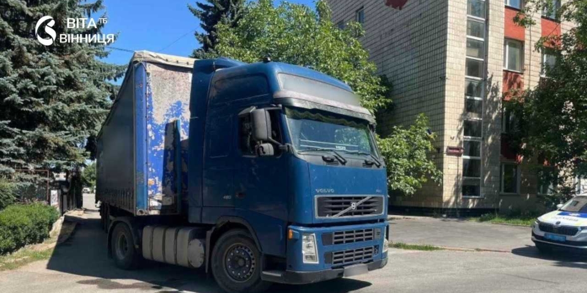 У Вінниці вантажний автомобіль здійснив наїзд на пішохода потерпілий у лікарні