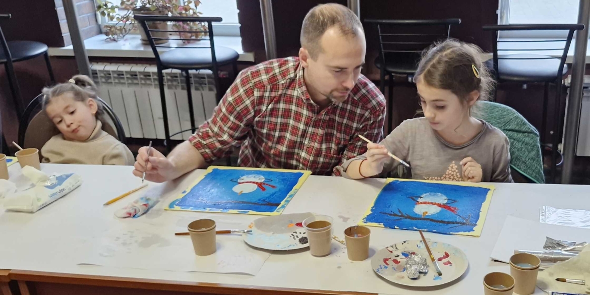 У Вінниці відбувся майстер-клас з малювання картин для татусів-ветеранів та їхніх дітей