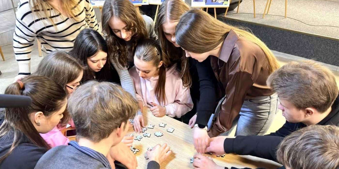 У Вінниці відкрилась ювілейна фотовиставка «20 років — 20 кроків» 