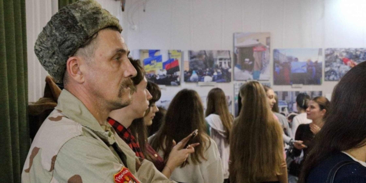 У Вінниці відкрили документальну фотовиставку «Нескорений Майдан»