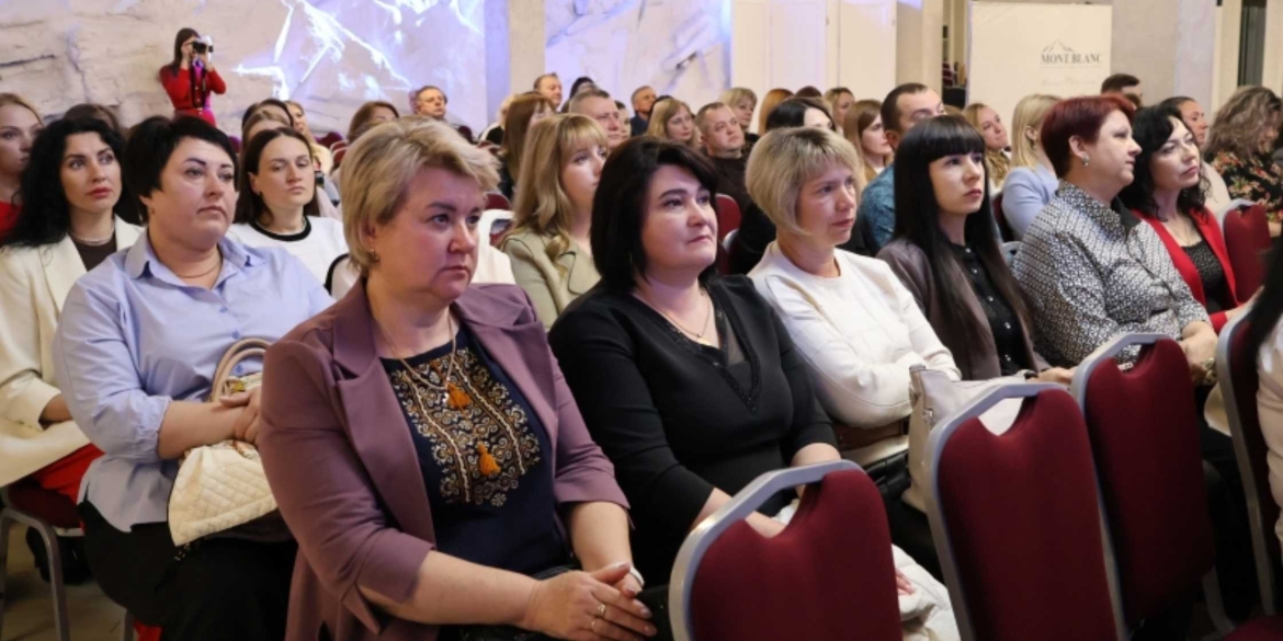 У Вінниці відзначили медичних сестер з нагоди професійного свята