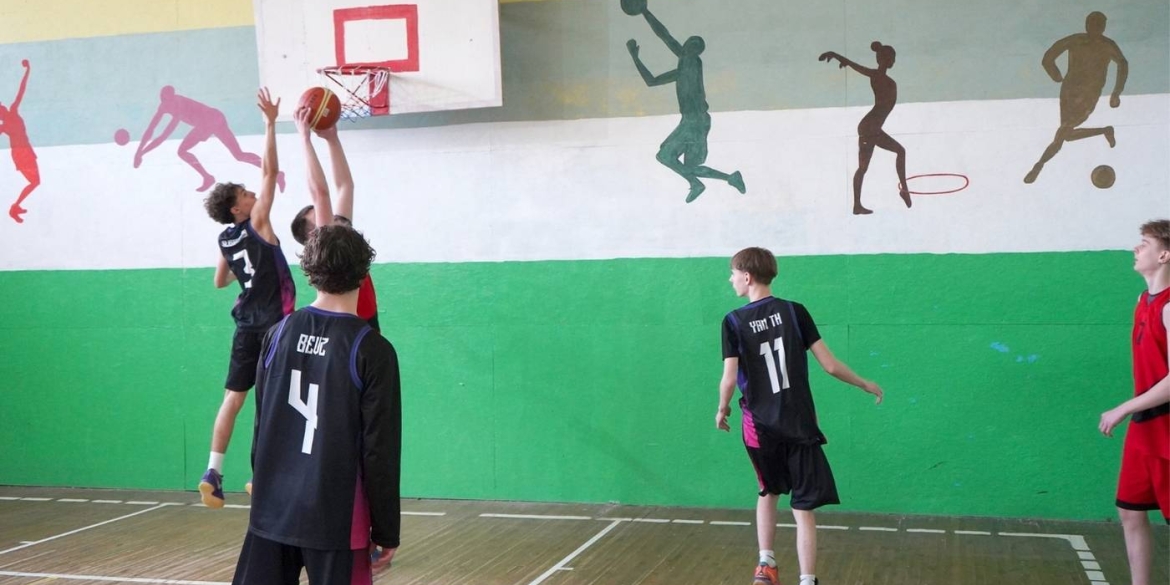 У Вінниці відзначили переможців шкільної баскетбольної ліги проєкту «Пліч-о-пліч»