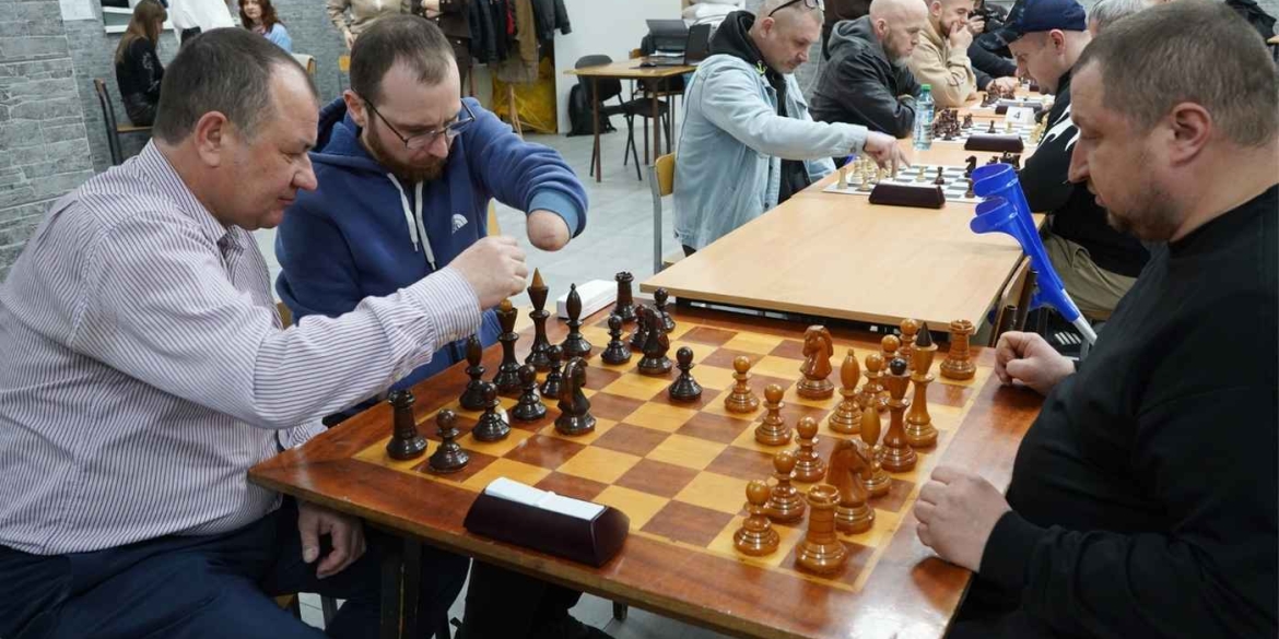 У Вінниці влаштували турнір із шахів і шашок у межах проєкту «Сила титанів»