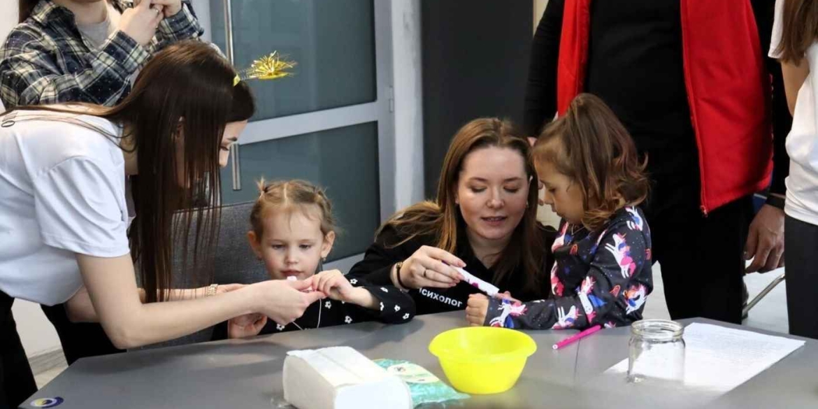 У Вінниці влаштували зустріч для дітей, батьки яких загинули, зникли, або поранені на війні