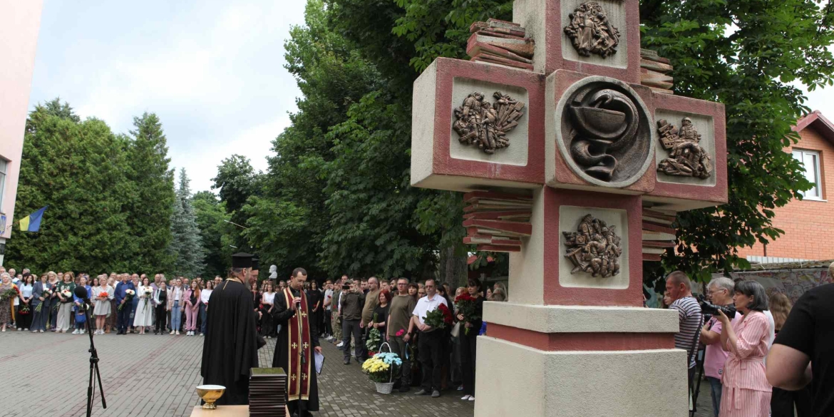 У Вінниці вшанували пам’ять медиків, полеглих у російсько-українській війні