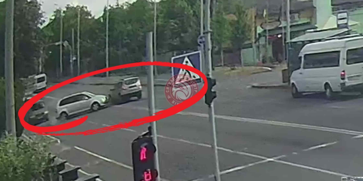 У Вінниці ввечері трапилась ДТП на вулиці Данила Нечая