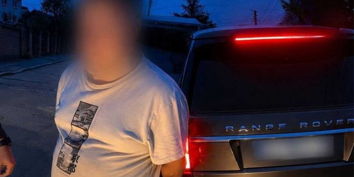 У Вінниці затримали нетверезого водія Range Rover, який порушив правила перевезення дітей