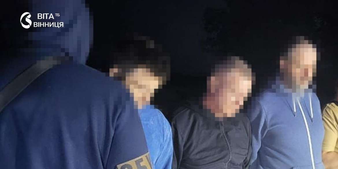 У Вінниці затримали водія-евакуатора, який ховав ухилянтів у авто