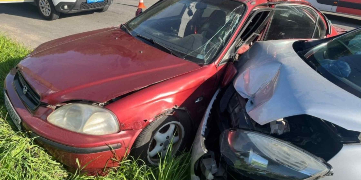 У Вінниці зіткнулись два автомобілі, одного з водіїв госпіталізували