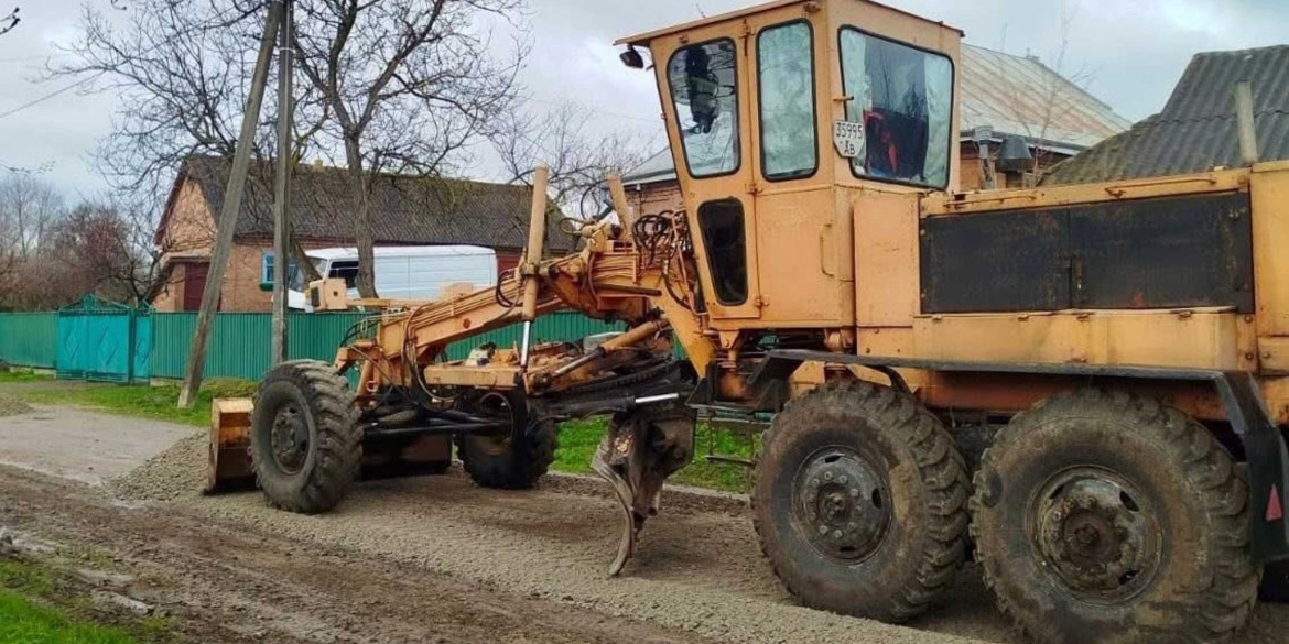 У Вінницькій громаді розпочали грейдерування вулиць приватного сектору