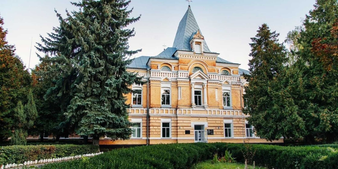 У Вінницькій обласній лікарні імені академіка Ющенка встановлять сонячні панелі 