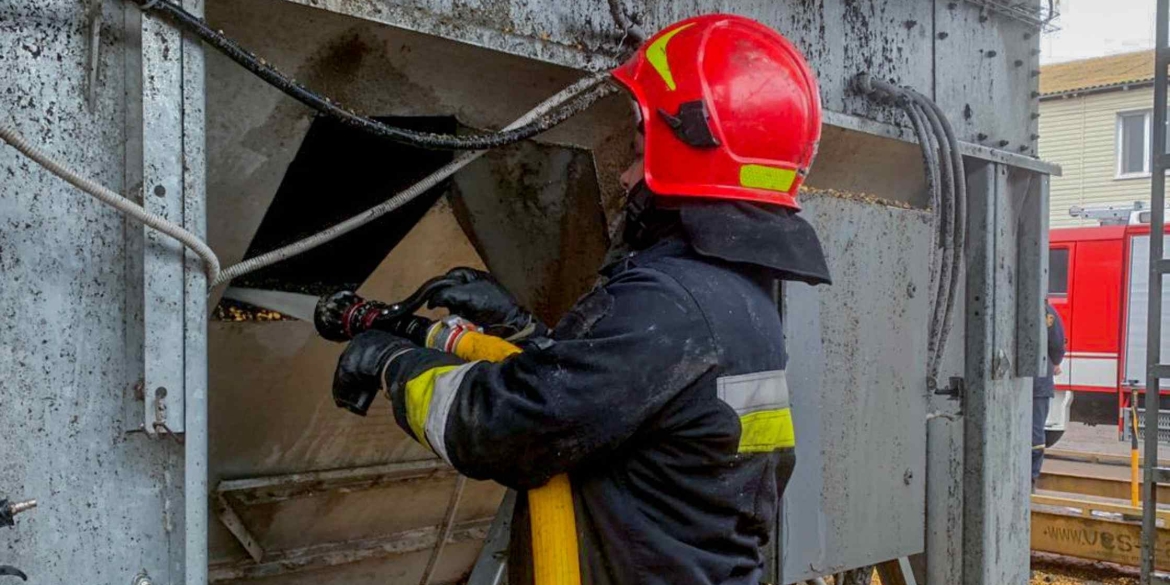 У Вінницькому районі ліквідували пожежу в зерносушарці