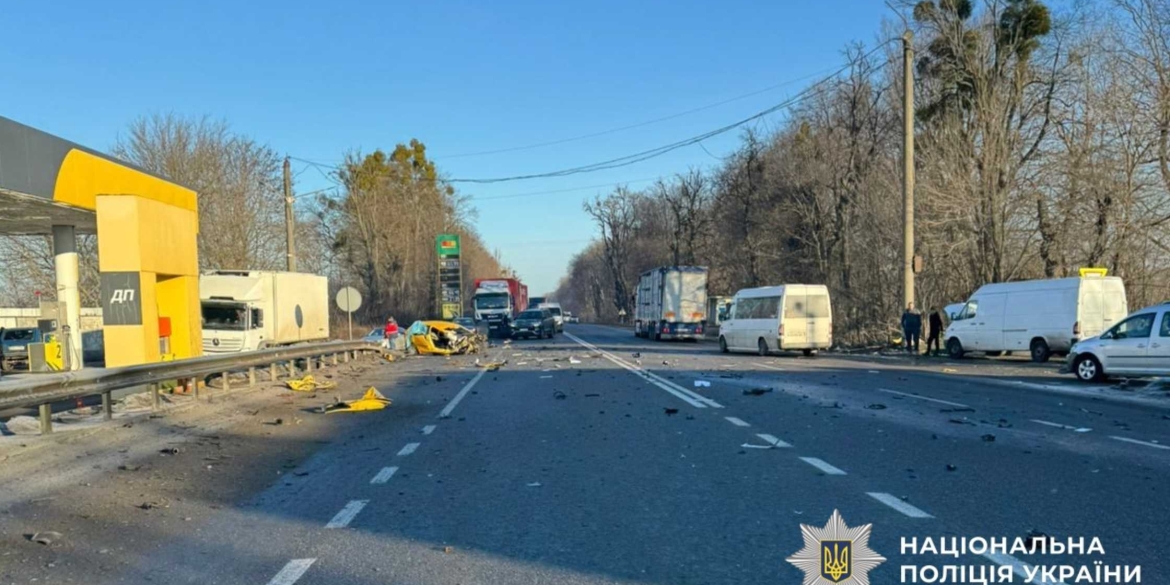 У Вінницькому районі зіткнулися легковик та вантажівка – загинув водій