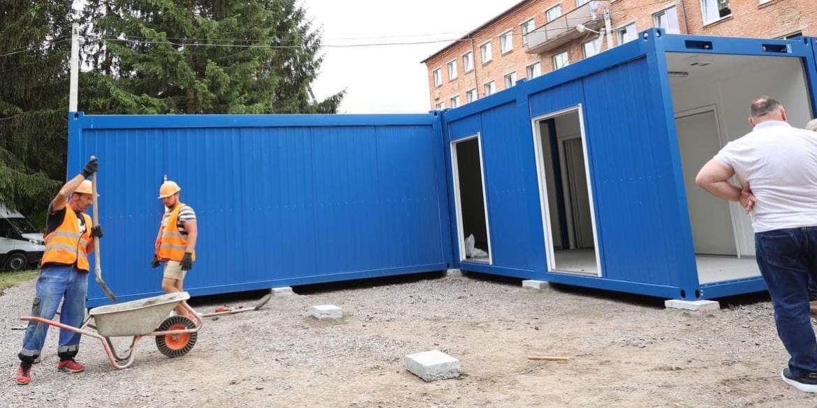 У Вороновиці облаштовують модульне містечко для переселенців з інвалідністю