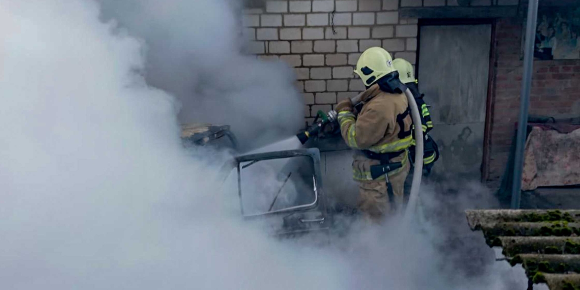 У Вороновиці згорів автомобіль через куріння власниці
