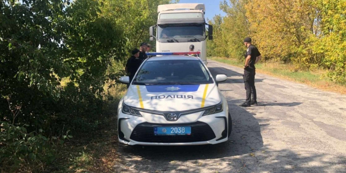 У Жмеринському районі водій спробував підкупити держслужбовців