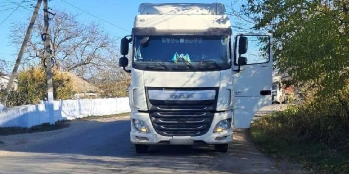 У Жмеринському районі водій вантажівки збив 9-річну дитину