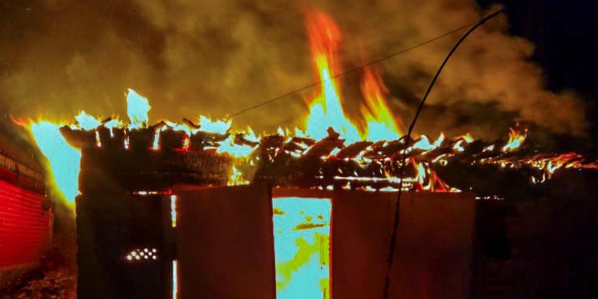 У Жмеринці коротке замикання електромережі спричинило пожежу в гаражі