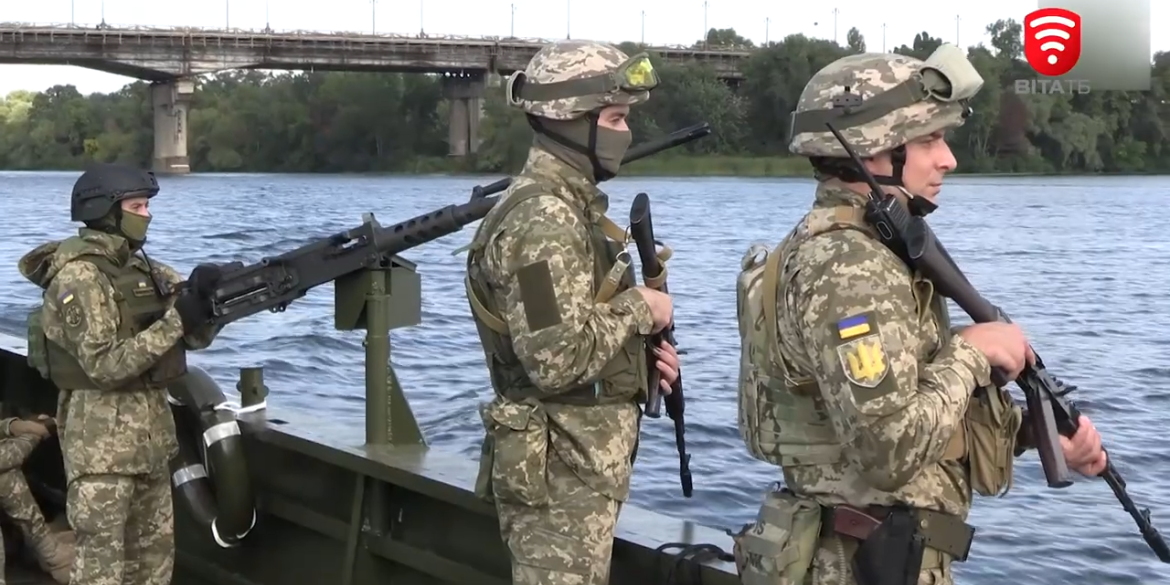 Українські воїни вдосконалюють бойові навички