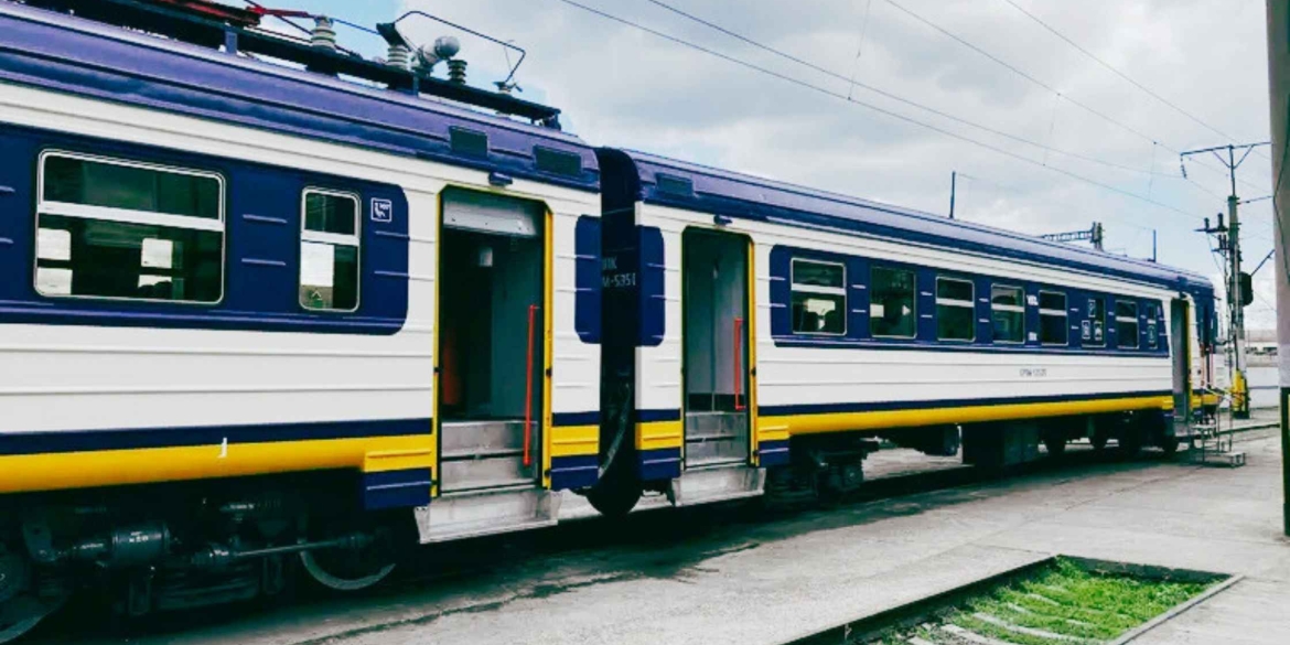 Укрзалізниця повідомляє про затримку двох поїздів, які рухаються Вінниччиною