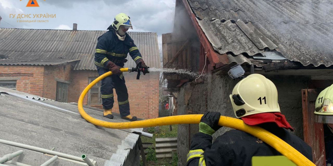 В Козятині сталася пожежа на території приватного домогосподарства