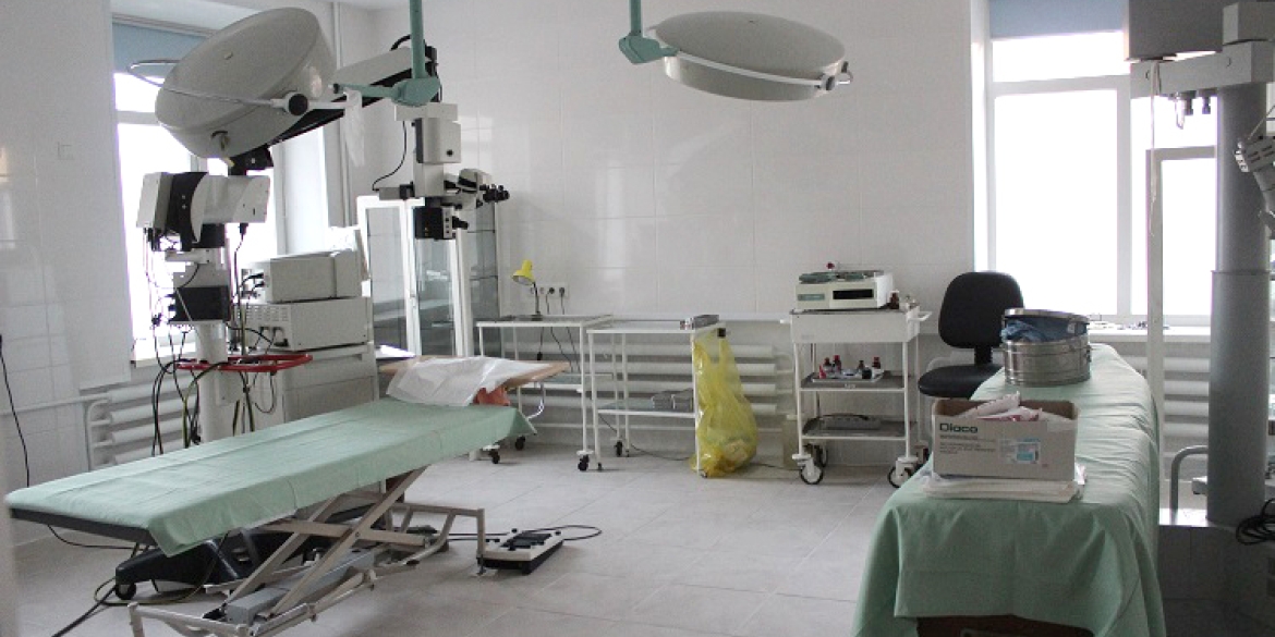 В лікарні у Калинівці завершили ремонт операційного залу очного відділення