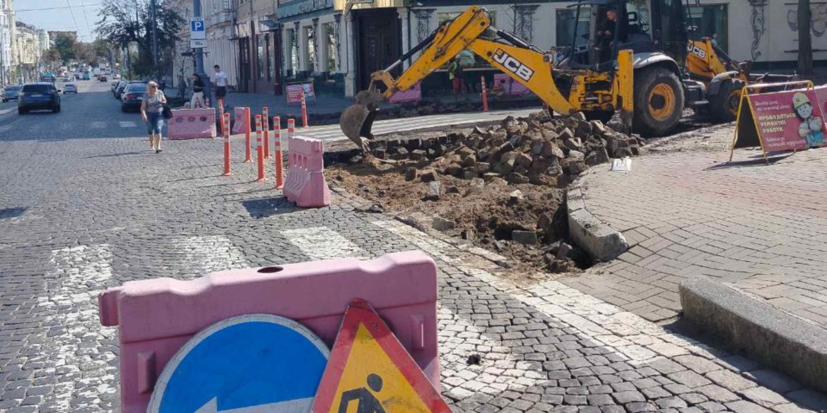 В межах безбар'єрного маршруту у Вінниці стартували роботи на розі вул.Соборної та Артинова