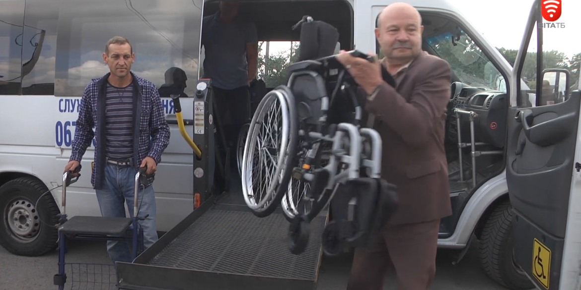 В Тульчині відкрили пункт безкоштовного прокату крісел колісних
