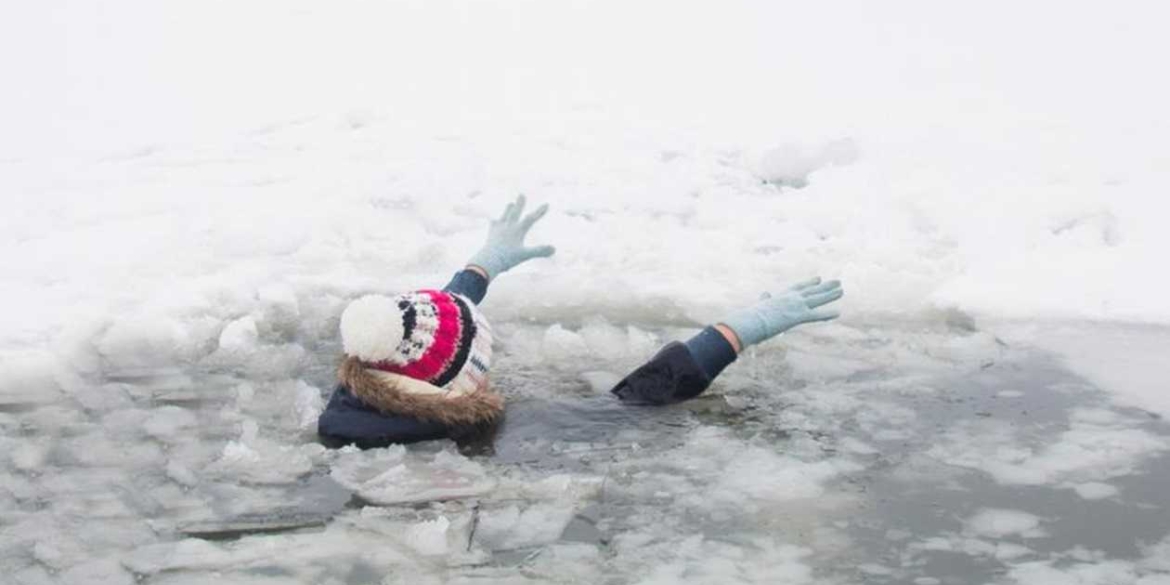 В Тульчинській громаді 8-річний хлопчик провалився під лід та загинув