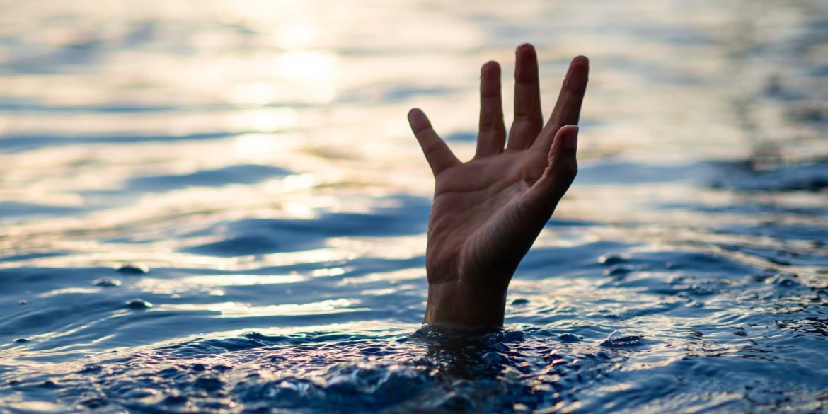 В Тульчинському районі дістали тіло чоловіка зі штучної водойми В Тульчинському районі дістали тіло чоловіка зі штучної водойми