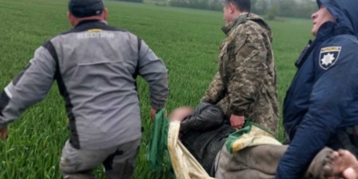 В Тульчинському районі неповнолітній хлопець заблукав у полі, повертаюсь додому