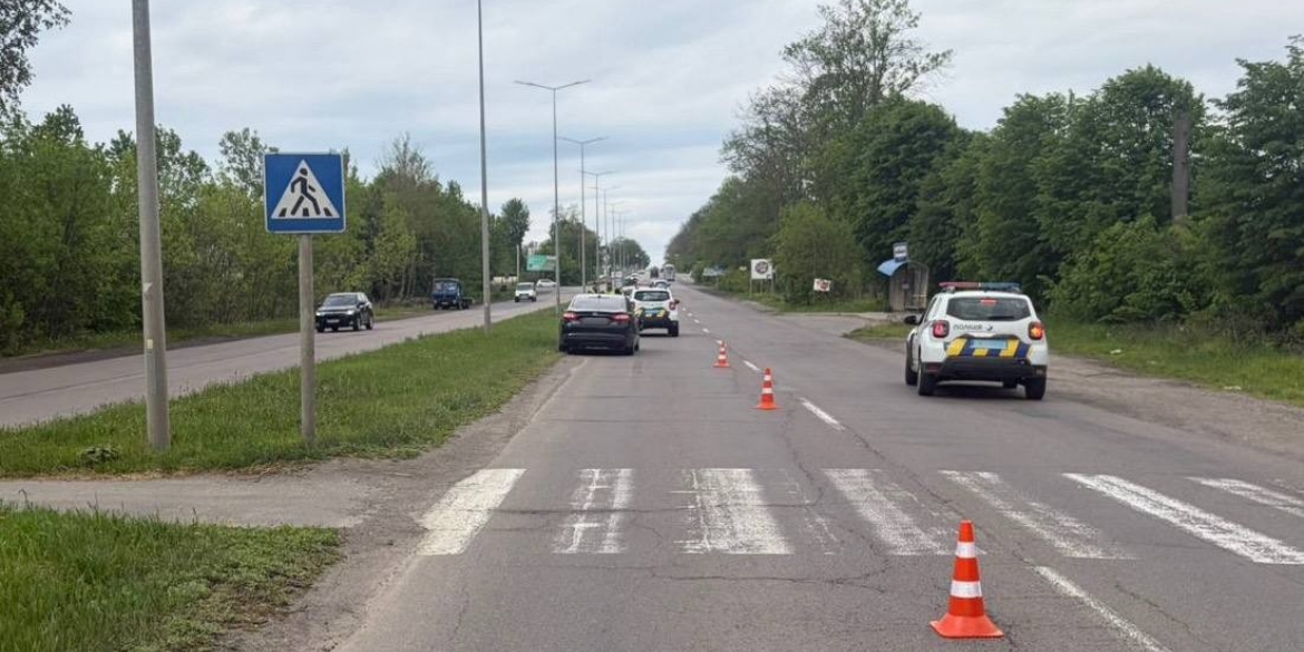На Барському шосе у Вінниці водій Ford збив 18-річного пішохода