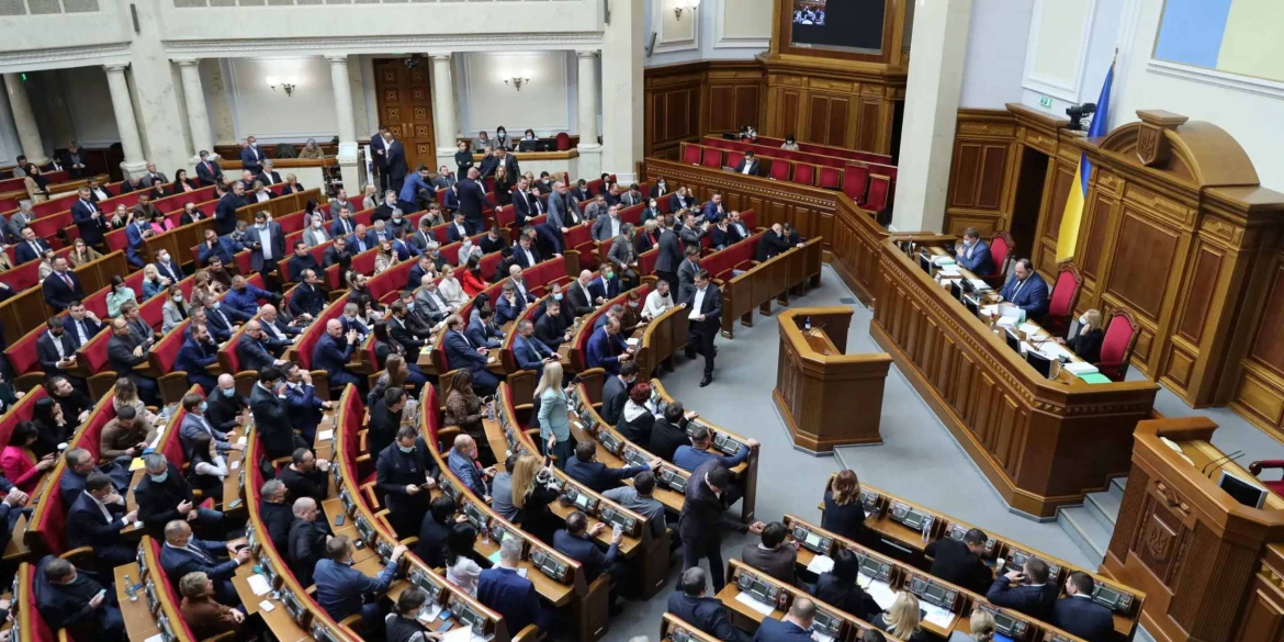 Верховна Рада України ухвалила повернути незалежність НАБУ і САП