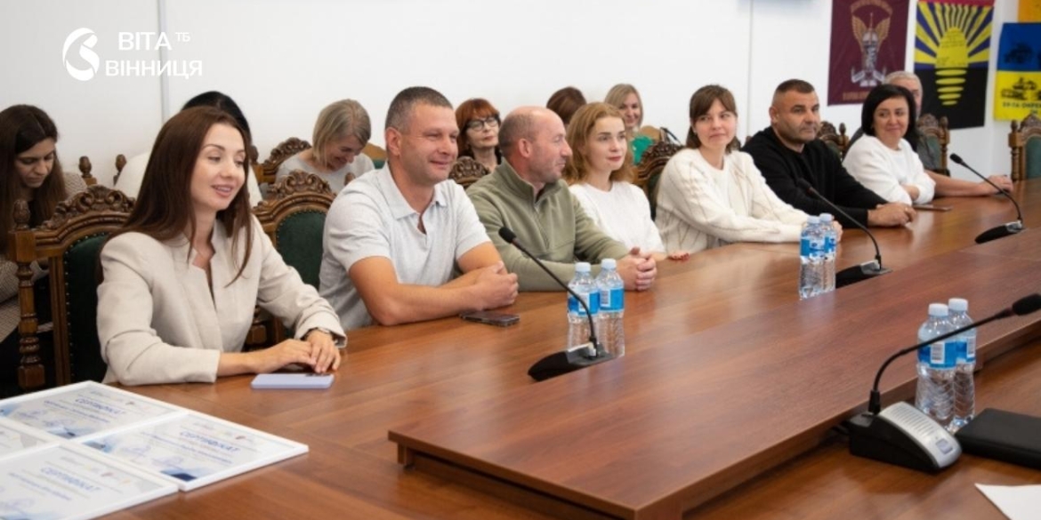 Від крафтової пекарні до ферми раків 13 підприємців Вінниччини отримали кошти на свою справу