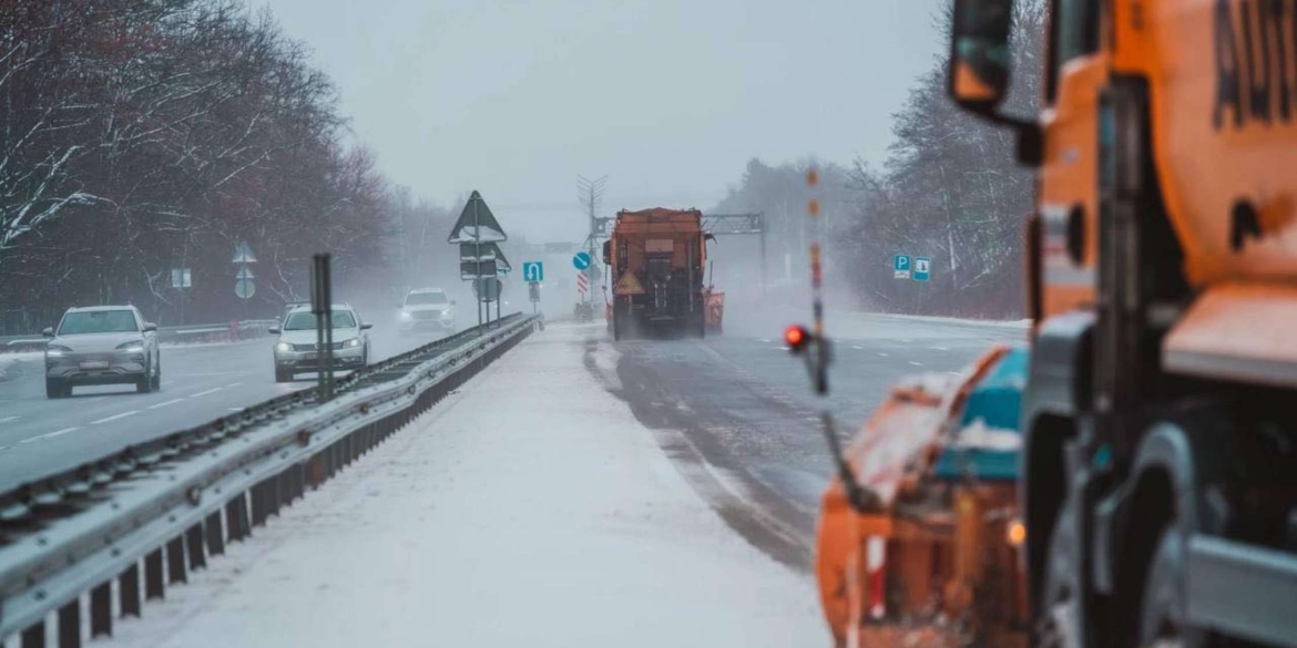 Відновили рух вантажівок дорогами державного значення Вінниччини