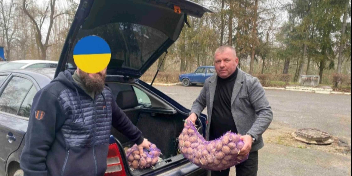 Відвезли гостинці пораненим захисникам, які проходять реабілітацію у Вінниці