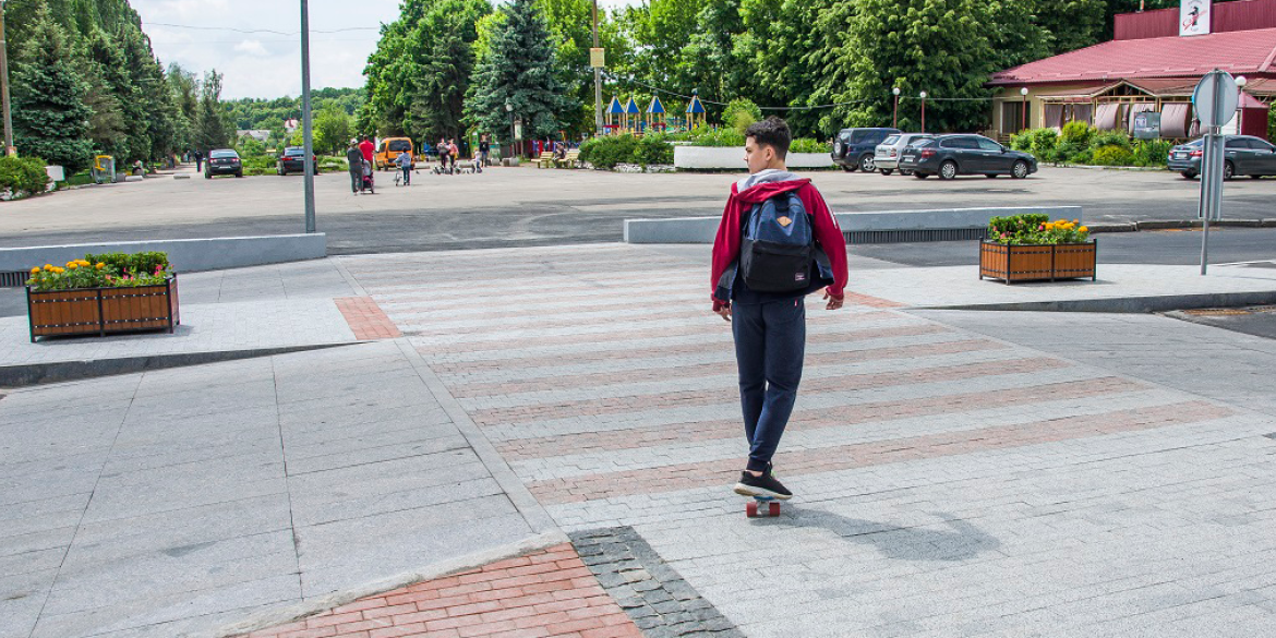 Вінничанам нагадують про правила, які збережуть життя дітей на дорозі