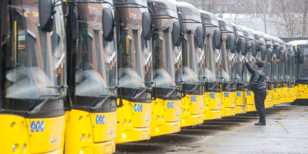Вінницькі автобуси прибули до Дніпра - ось-ось вийдуть на маршрути