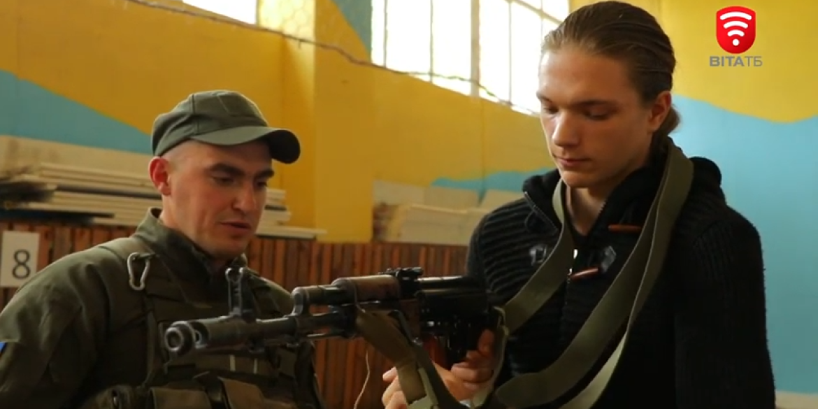 Вінницькі нацгвардійці адаптують до воєнних реалій уроки Захисту України