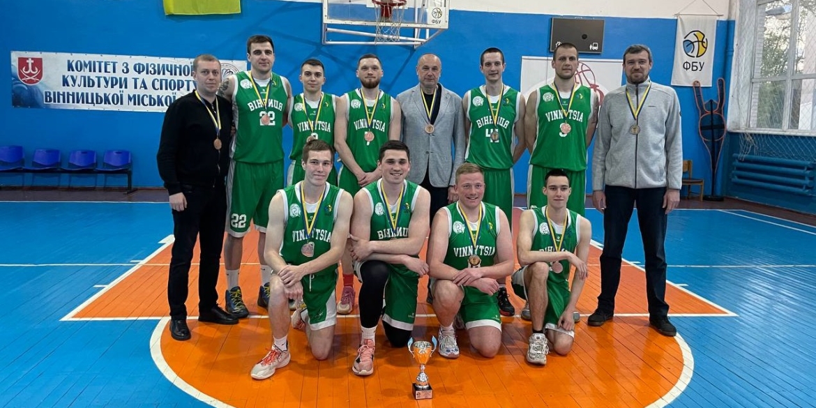 "Вінницькі зубри" здобули "бронзу" на Чемпіонаті України з баскетболу