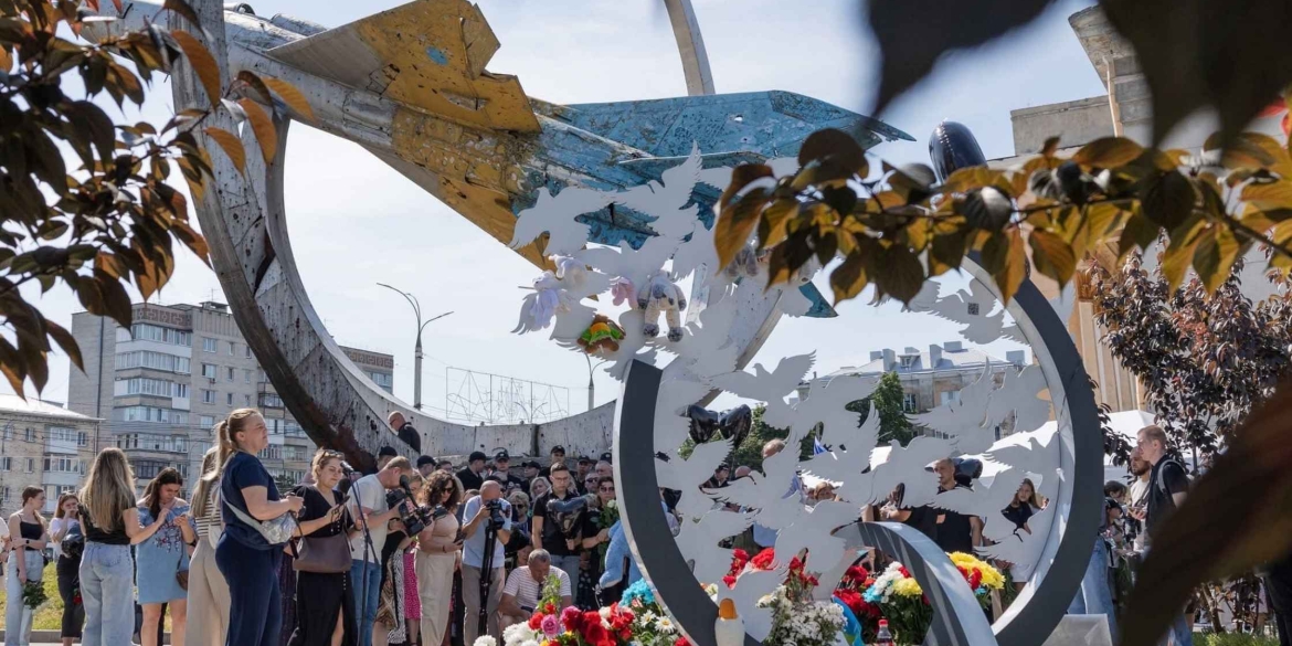 Вінничан просять долучитись до підписання петиції про вшанування пам’яті цивільних загиблих