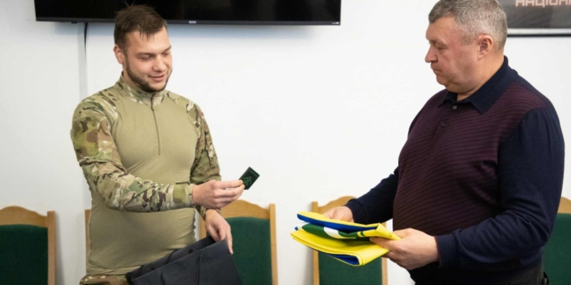 Вінничани передали «мавіки» бригаді оперативного призначення «Хартія»