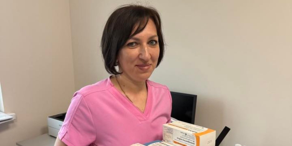 Вінницька медсестра реанімувала пасажира, який знепритомнів у тролейбусі