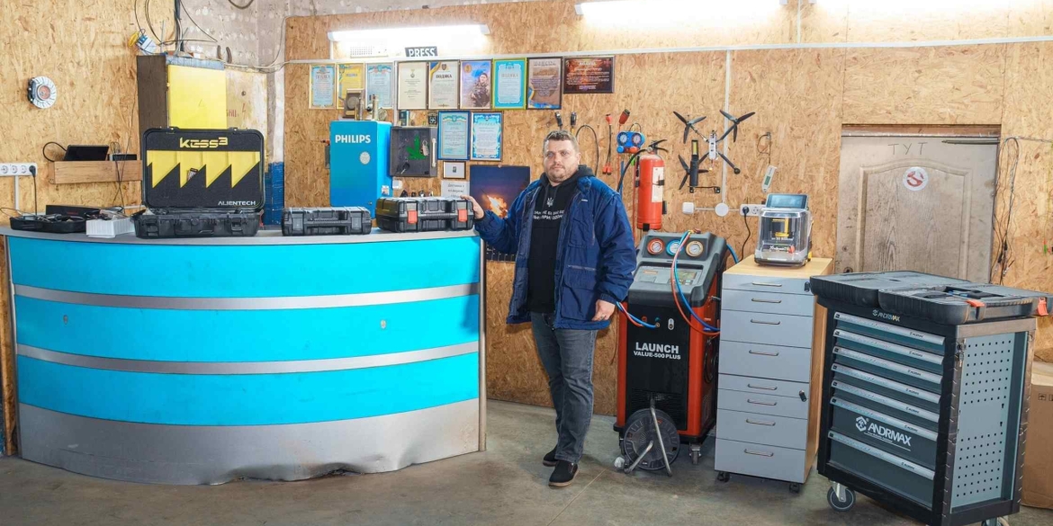 Вінницька міськрада підтримала справу волонтера, який допомагає військовим з 2014 року