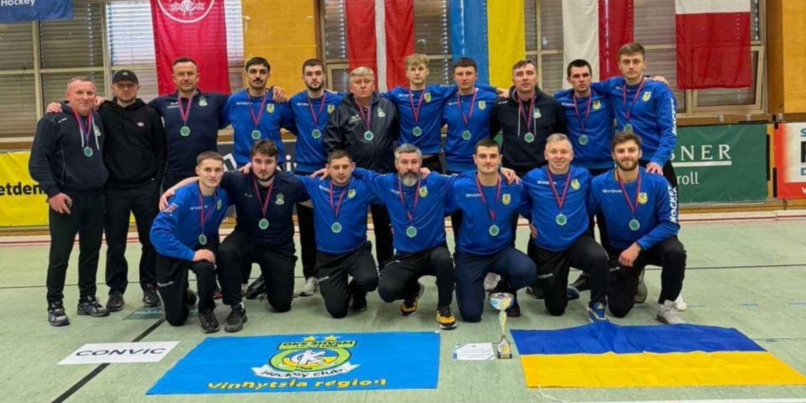 Вінницькі хокеїсти вибороли «срібло» на Кубку чемпіонів у Відні