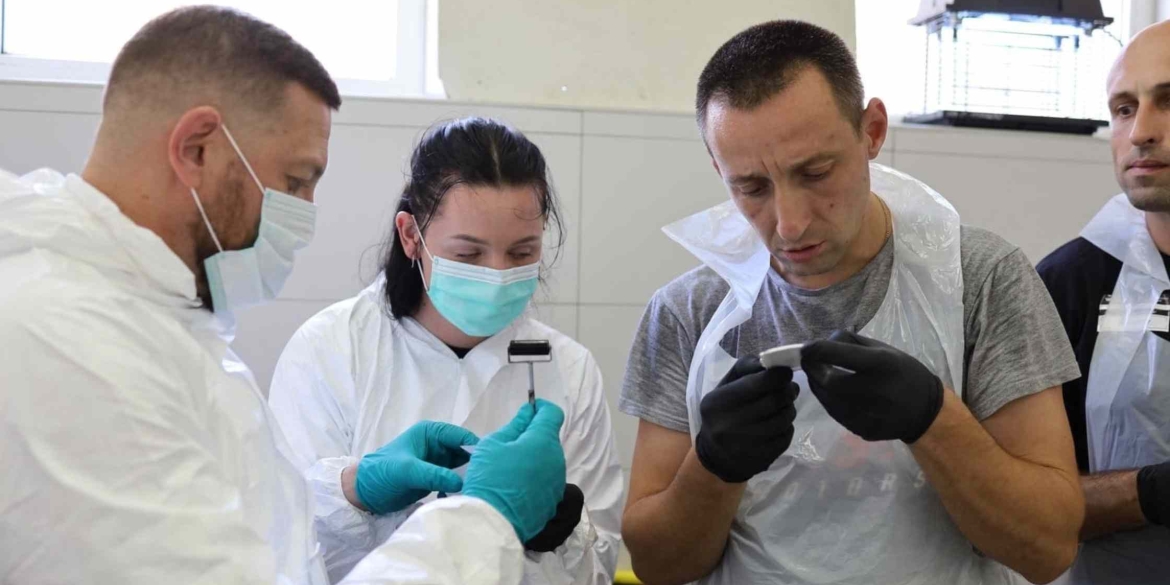 Вінницькі криміналісти провели для колег унікальний тренінг з некродактилоскопії
